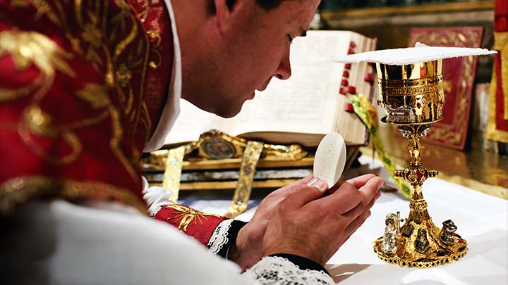 Uma visão e um milagre: a origem de “Corpus Christi”