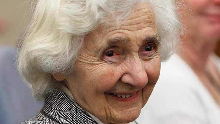 A única forma de superar o feminismo