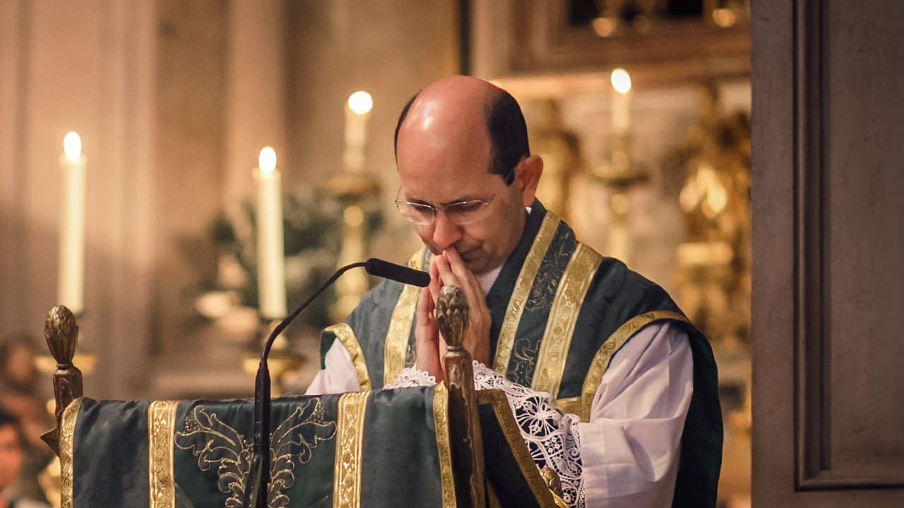 Padre Paulo estava perdido, e Deus o encontrou