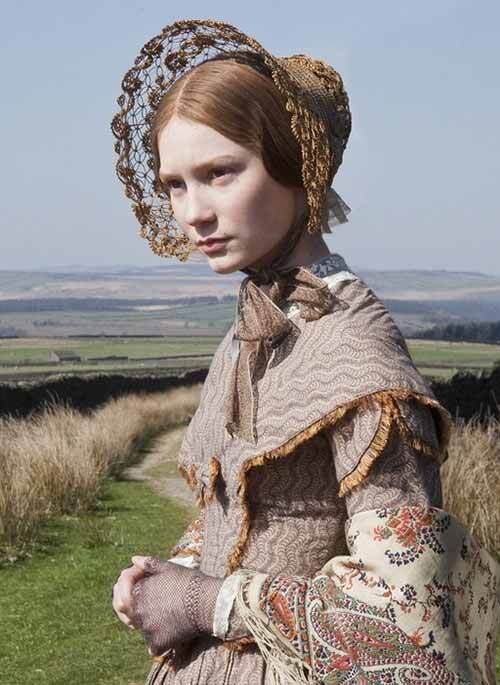 A atriz Mia Wasikowska interpreta Jane Eyre em filme de 2011.