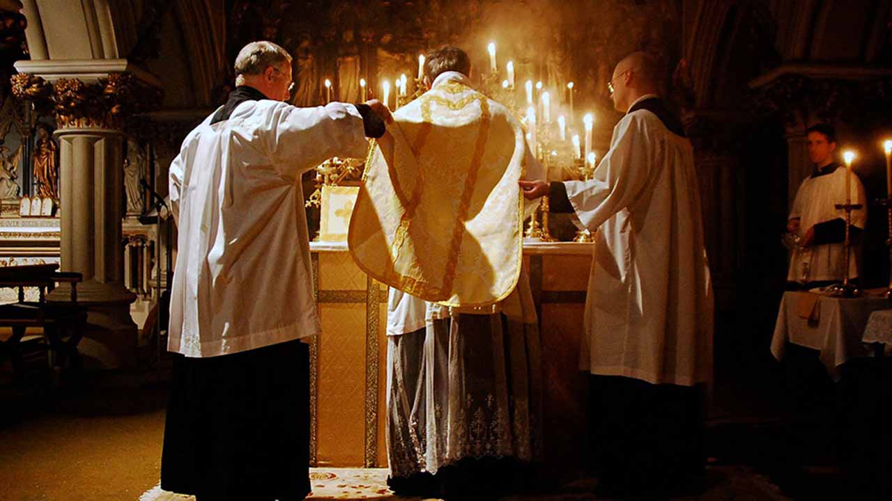 O que é necessário para a validade dos sacramentos na Igreja Católica?