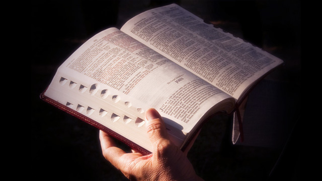 A Igreja alguma vez já proibiu a leitura da Bíblia?