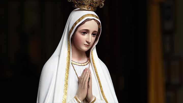 Nossa Senhora de Fátima, o Rosário e a modéstia