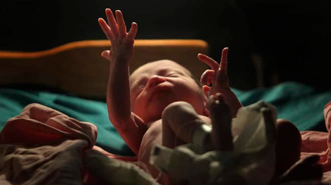 ‘Isso não é um bebê!’: a tragédia de crianças nascidas vivas durante abortos