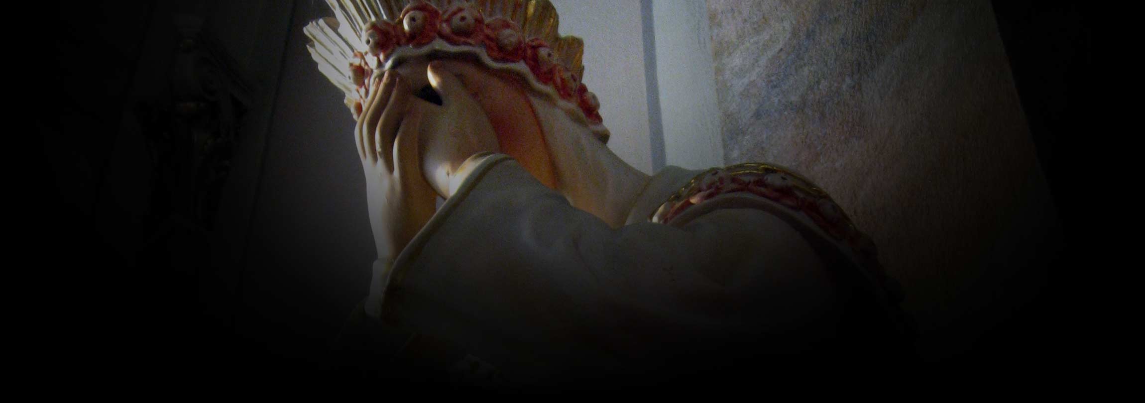 Por que Nossa Senhora aparece chorando em La Salette?