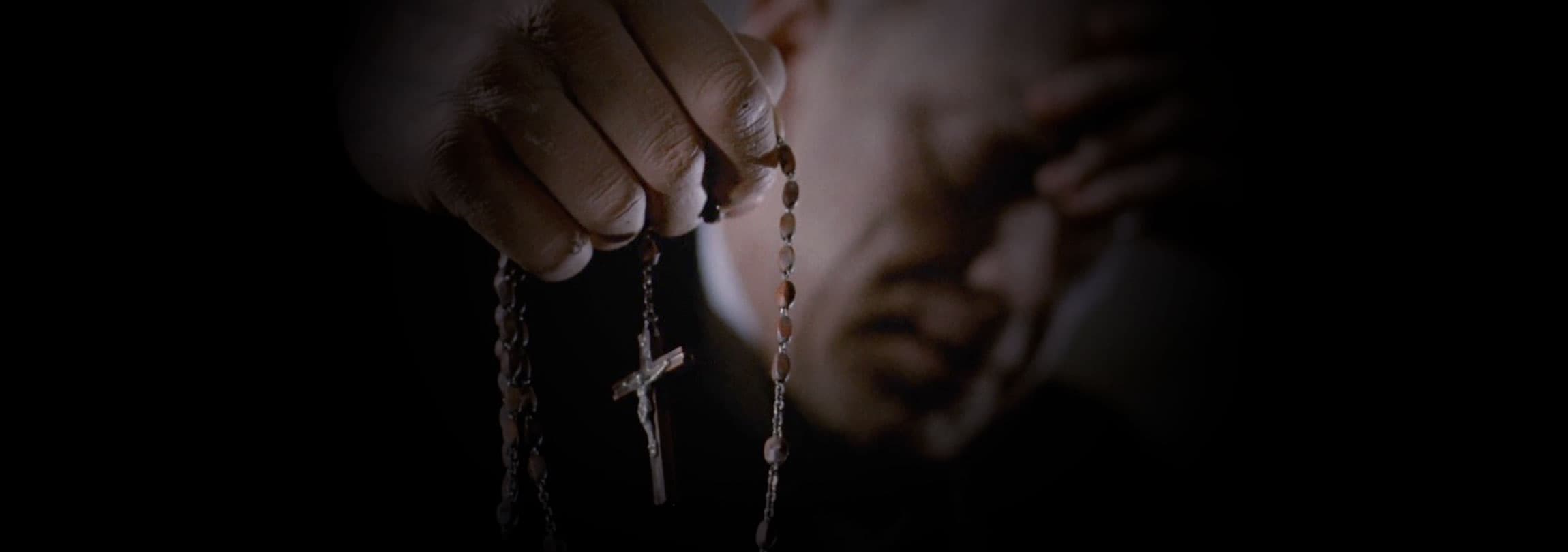 “O satanismo aumenta porque se reza pouco”, diz exorcista