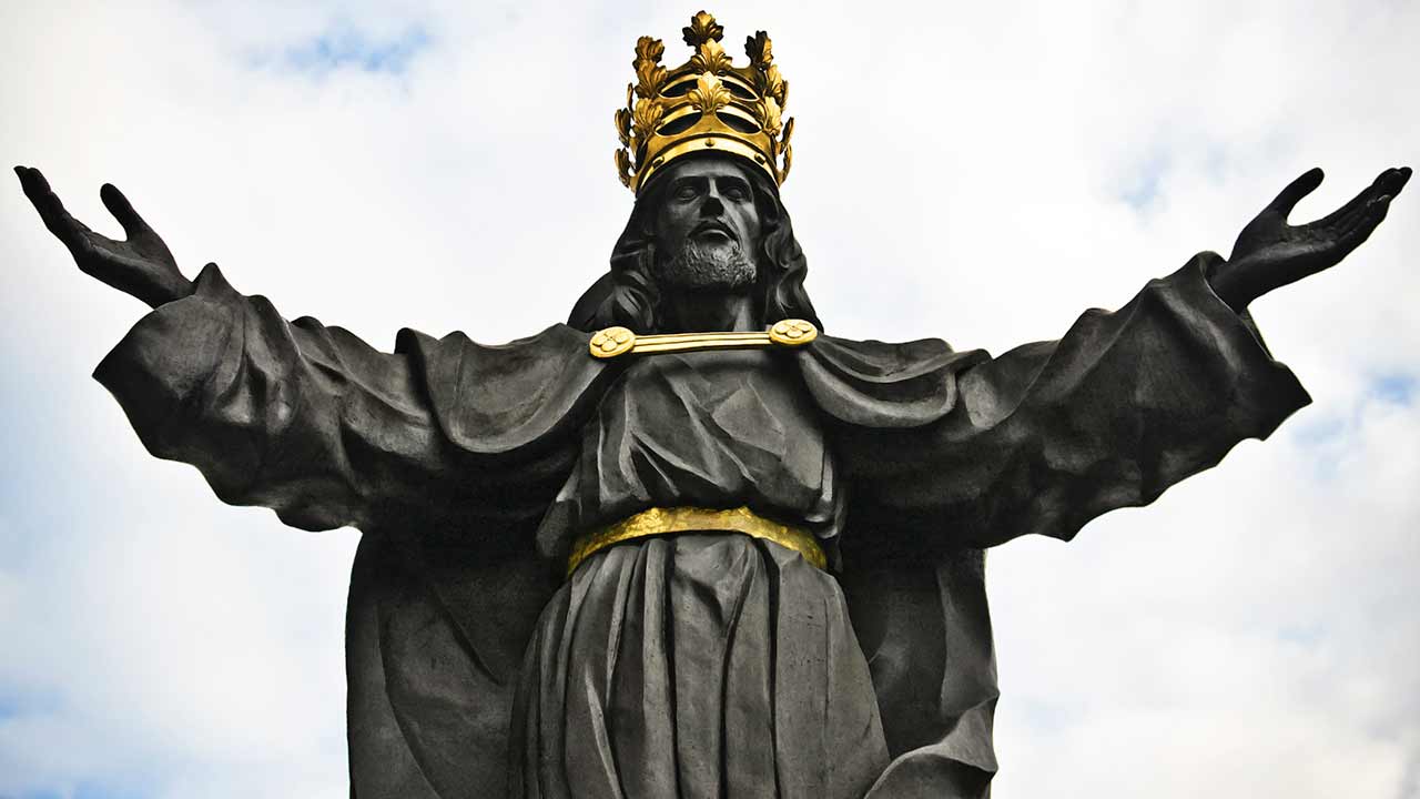 Ou reina Cristo ou Satanás