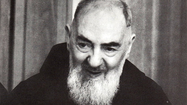 Por que Padre Pio apanhava do demônio?