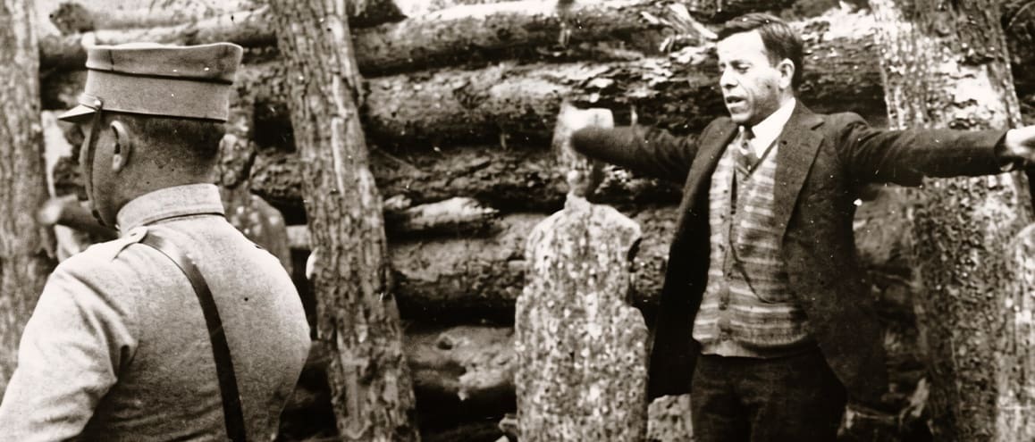 Foto histórica do martírio do Padre Miguel Pro, beato da Guerra Cristera, no México.